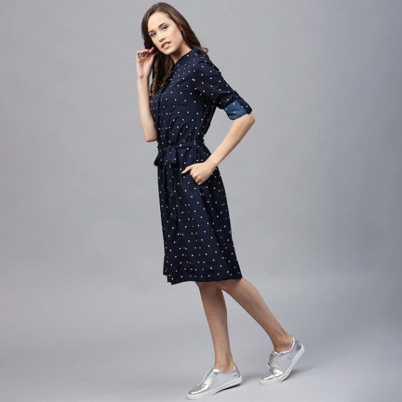 https://wavique.com/vi/products/navy-blue-polka-dots-printed-shirt-dress