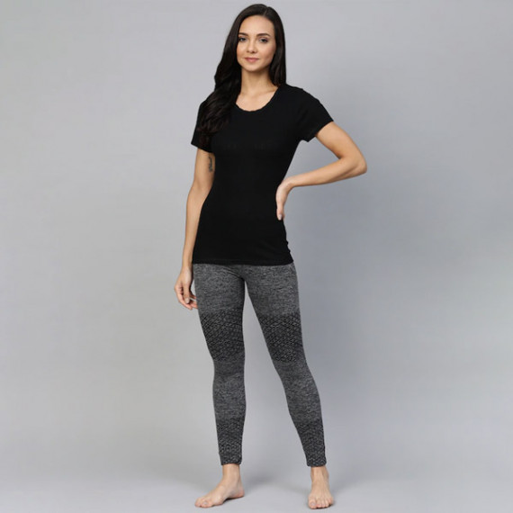 https://wavique.com/vi/products/women-pack-of-2-self-striped-thermal-tops