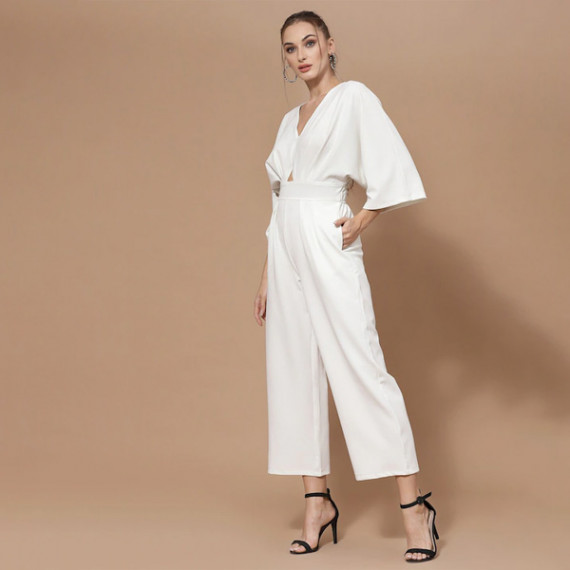 https://wavique.com/products/women-white-basic-jumpsuit