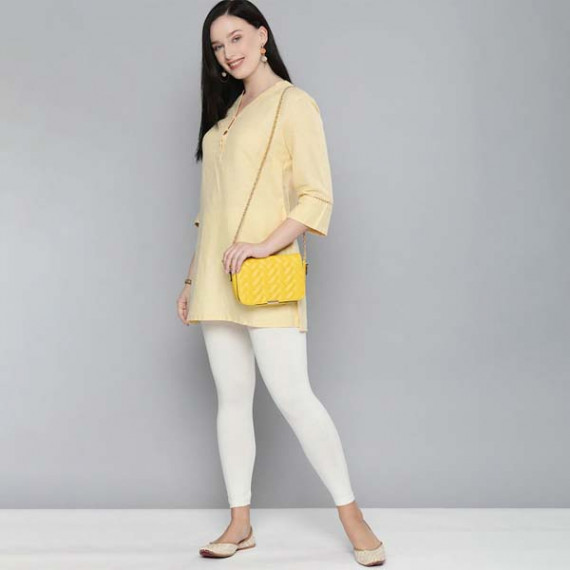 https://wavique.com/products/women-off-white-solid-leggings