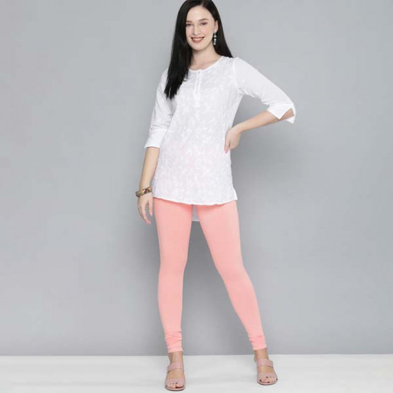 https://wavique.com/products/women-pink-solid-leggings