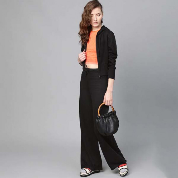 https://wavique.com/products/women-black-regular-fit-solid-wide-leg-track-pants