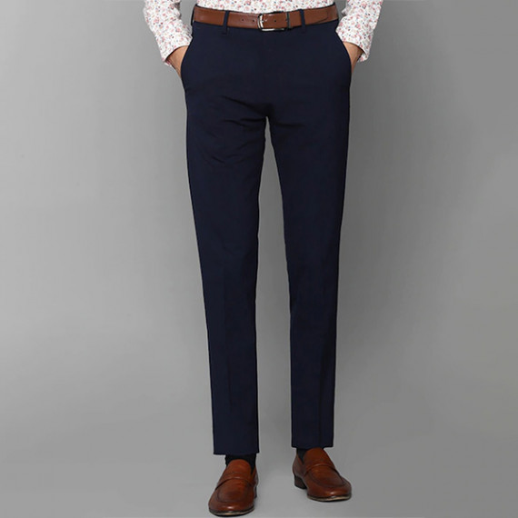 https://wavique.com/vi/products/men-navy-blue-slim-fit-trousers