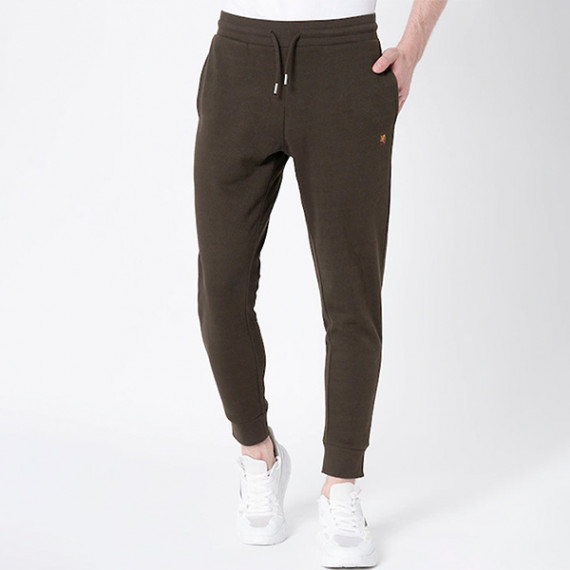 https://wavique.com/products/men-olive-solid-joggers