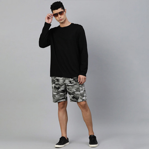 https://wavique.com/vi/products/men-charcoal-grey-camouflage-printed-pure-cotton-cargo-shorts
