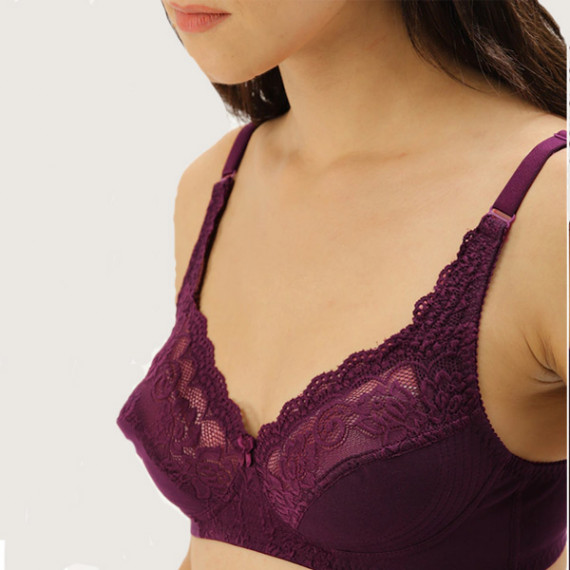 https://wavique.com/products/lace-non-wired-non-padded-everyday-bra-db-bf-005c