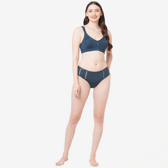 https://wavique.com/products/women-blue-high-waist-full-coverage-brief